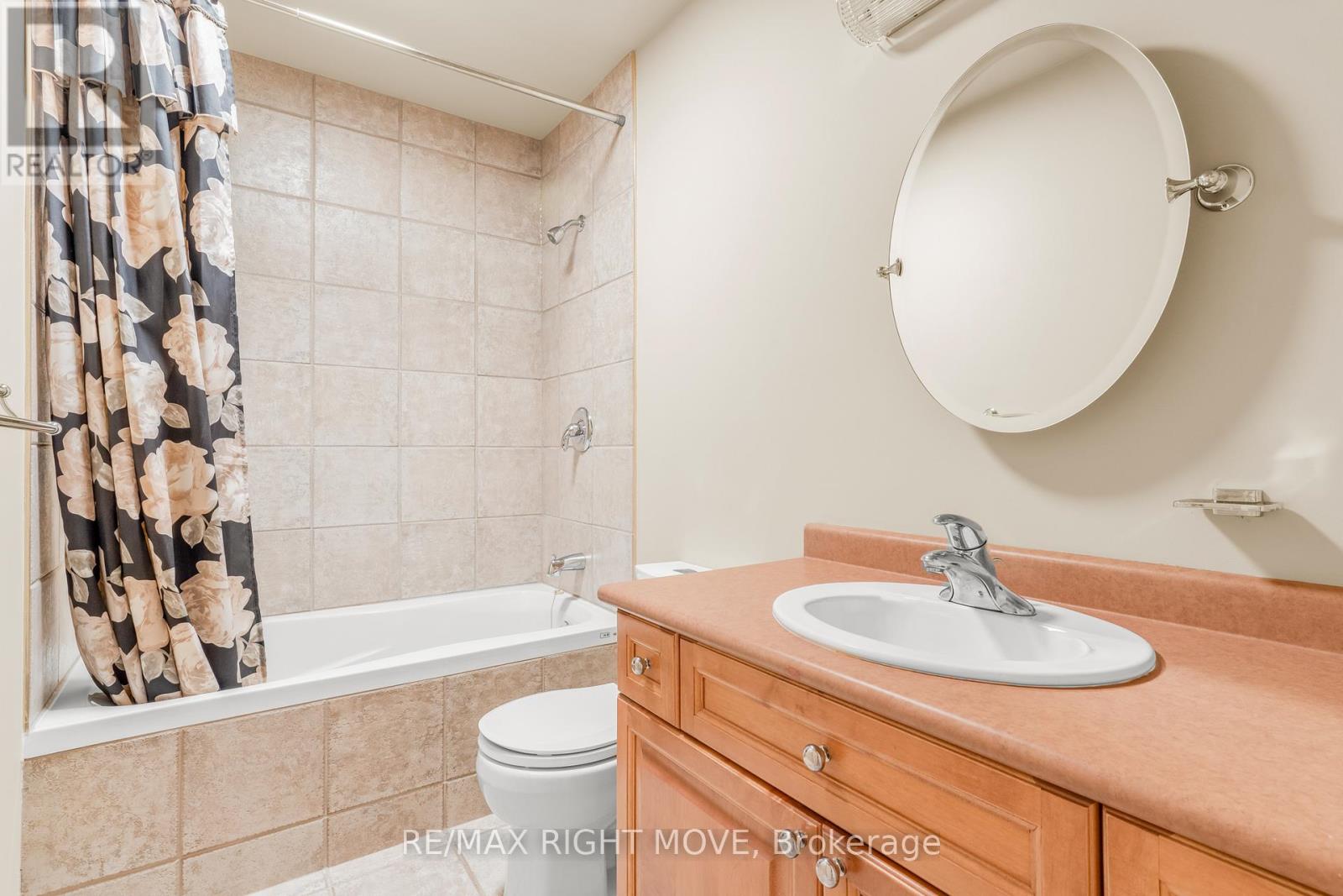 Photo 21 of 3 Thicketwood Place E, Ramara ON