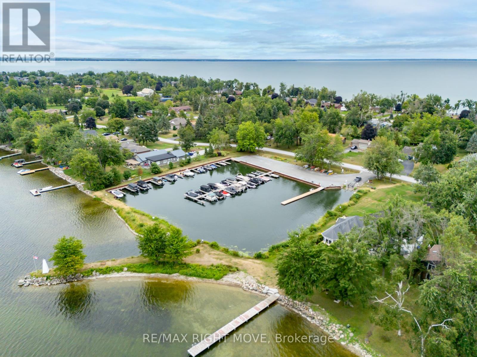 Photo 33 of 3 Thicketwood Place E, Ramara ON