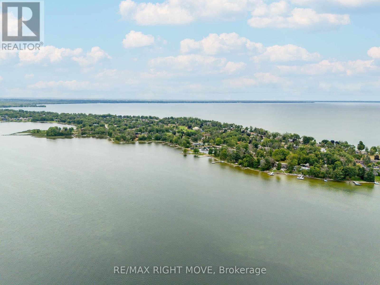 Photo 38 of 3 Thicketwood Place E, Ramara ON