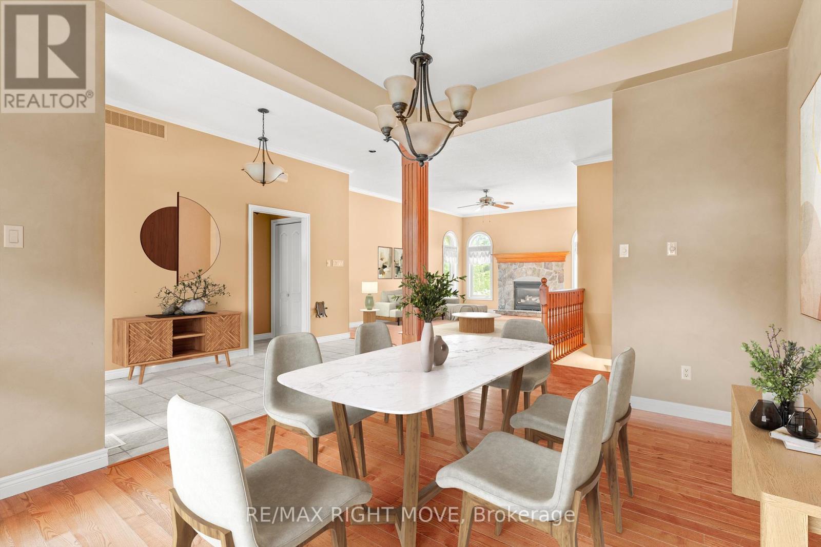 Photo 4 of 3 Thicketwood Place E, Ramara ON