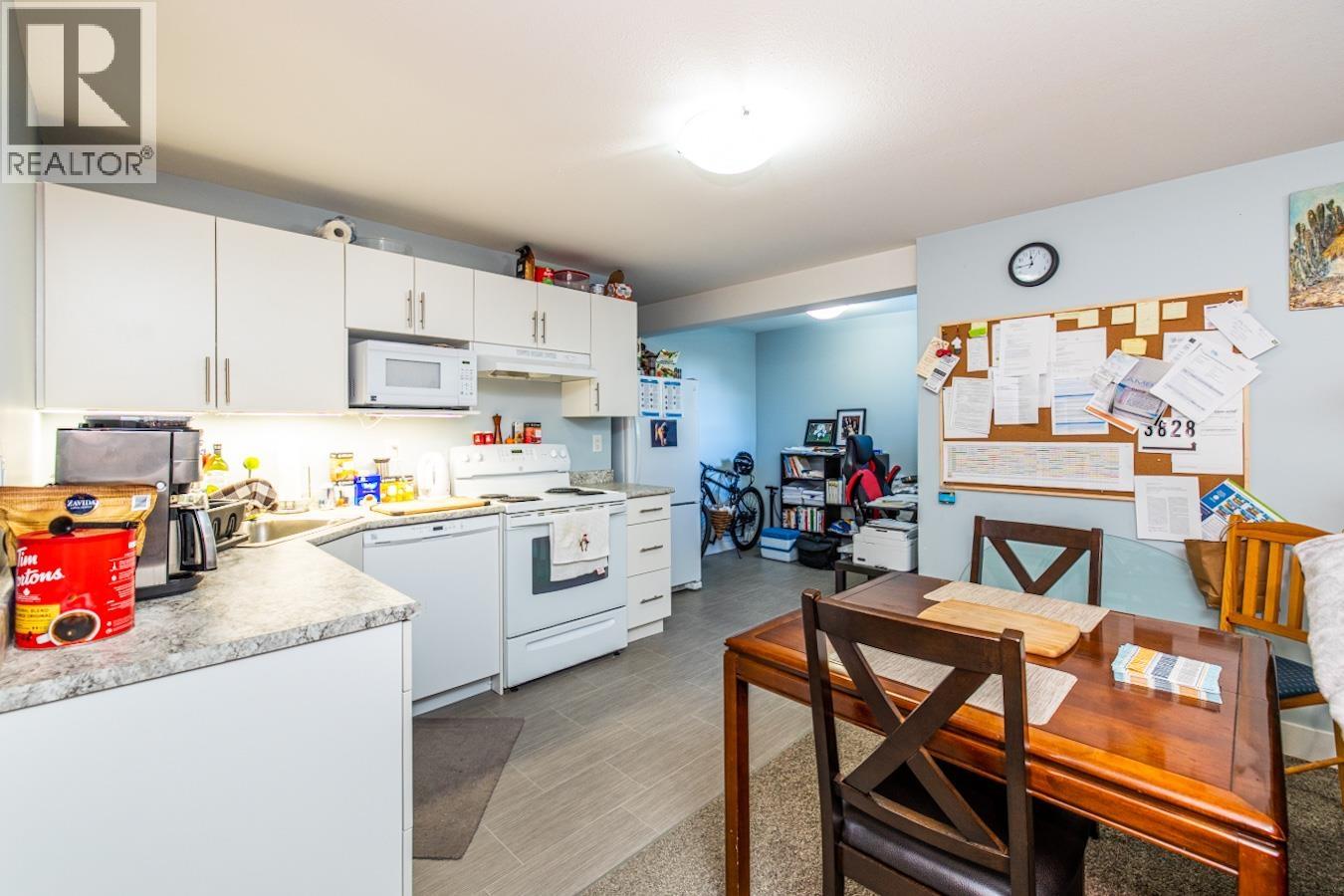 Photo 10 of 3826 Barnes Drive, Prince George BC
