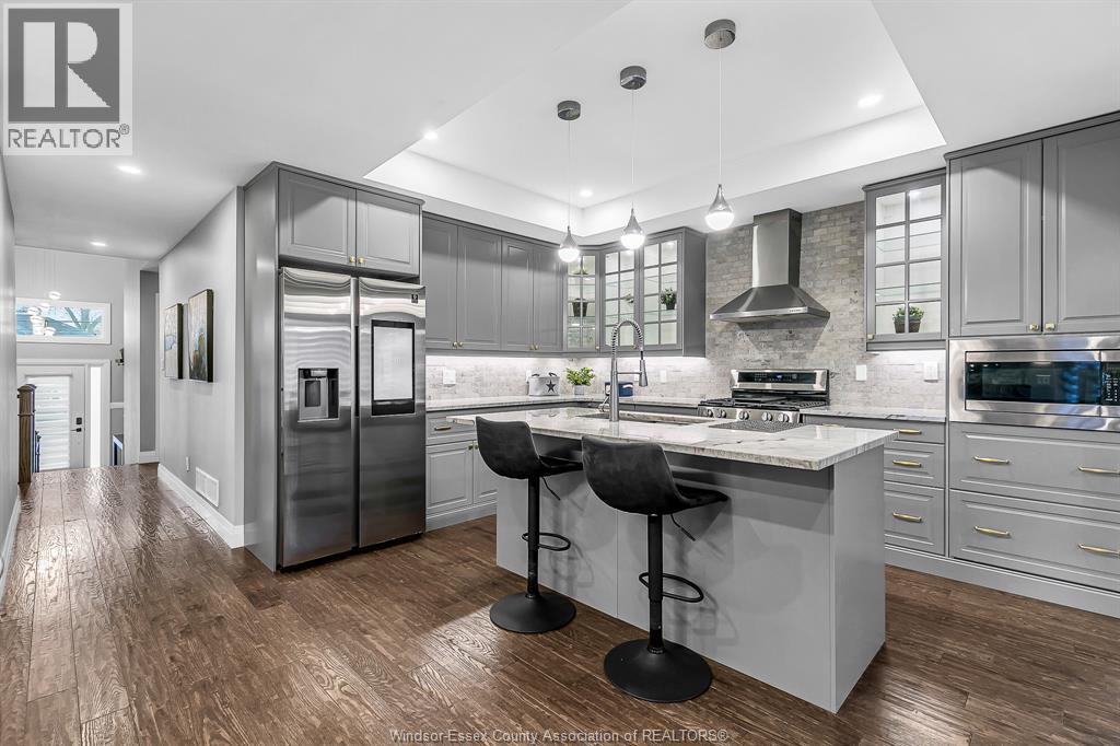 Photo 5 of 353 Bouffard Road, Lasalle ON