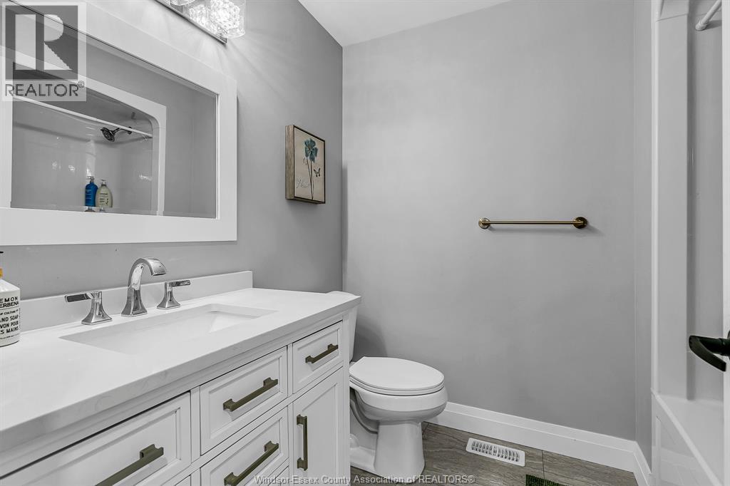 Photo 22 of 353 Bouffard Road, Lasalle ON