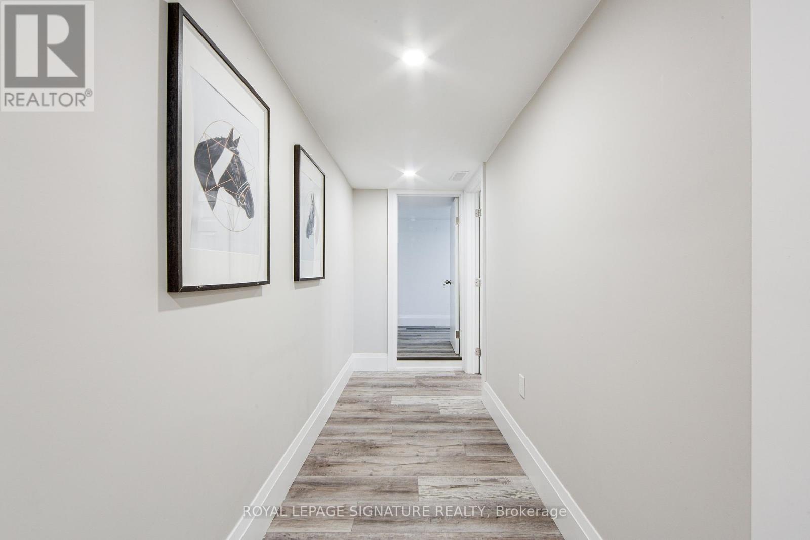 Photo 4 of 19 Schell Avenue, Toronto ON
