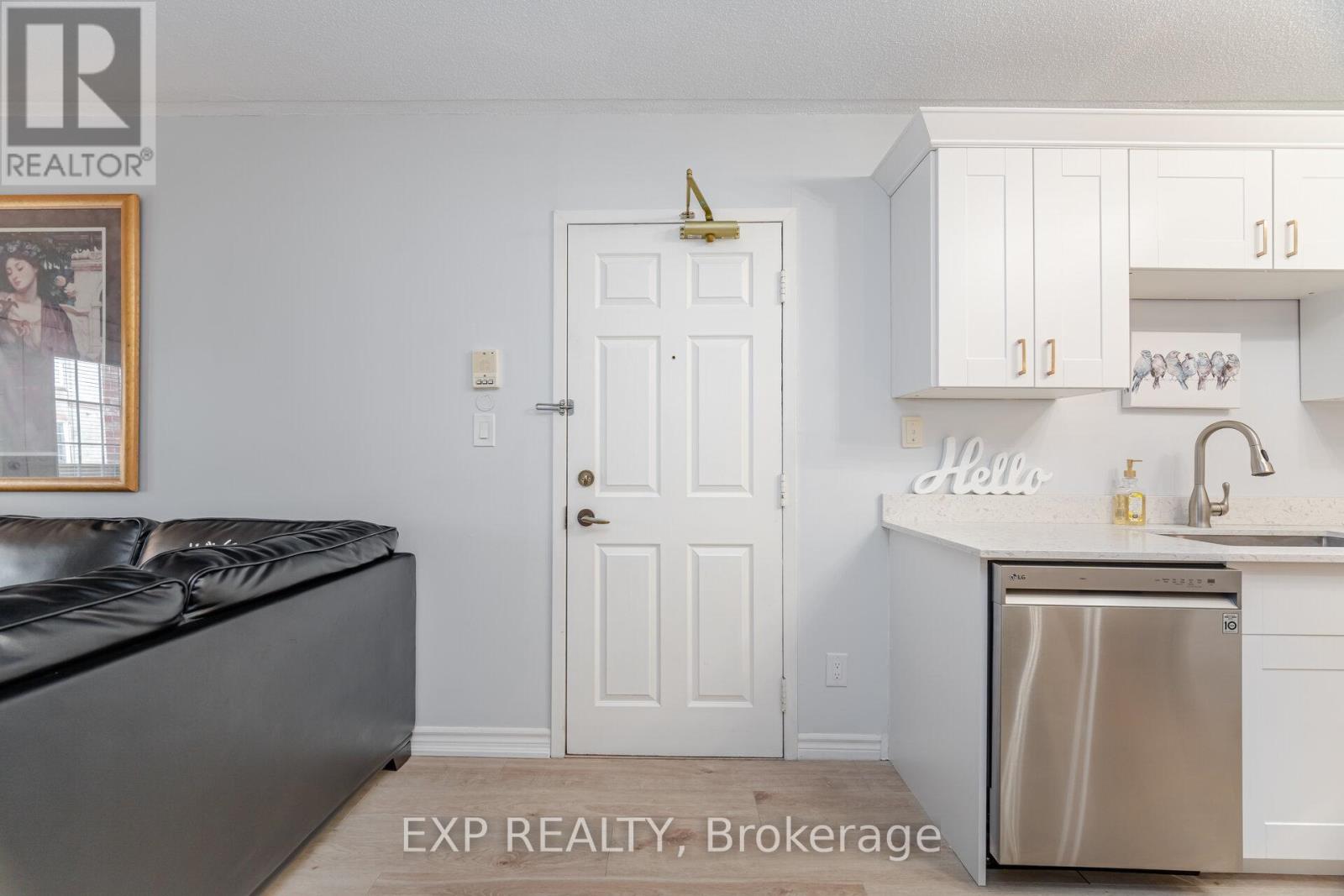Photo 27 of 104 4005 Kilmer Drive, Burlington ON