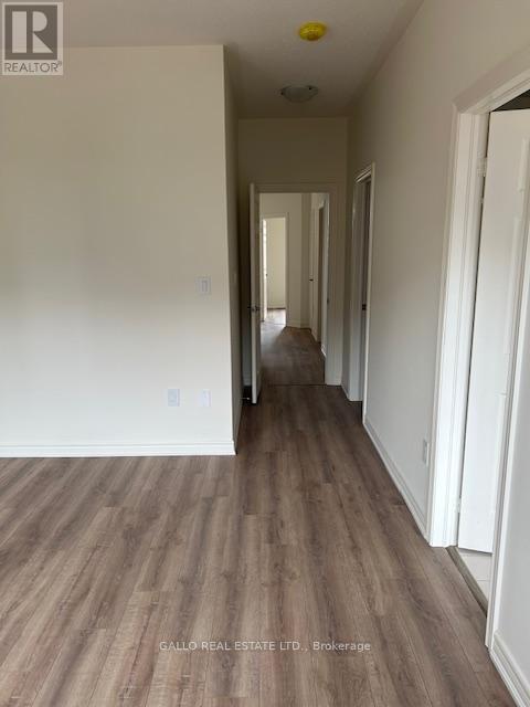 Photo 20 of 28 R 3169 Crystal Drive, Oakville ON