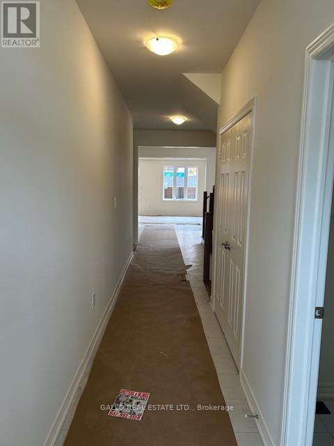 Photo 3 of 28 R 3169 Crystal Drive, Oakville ON