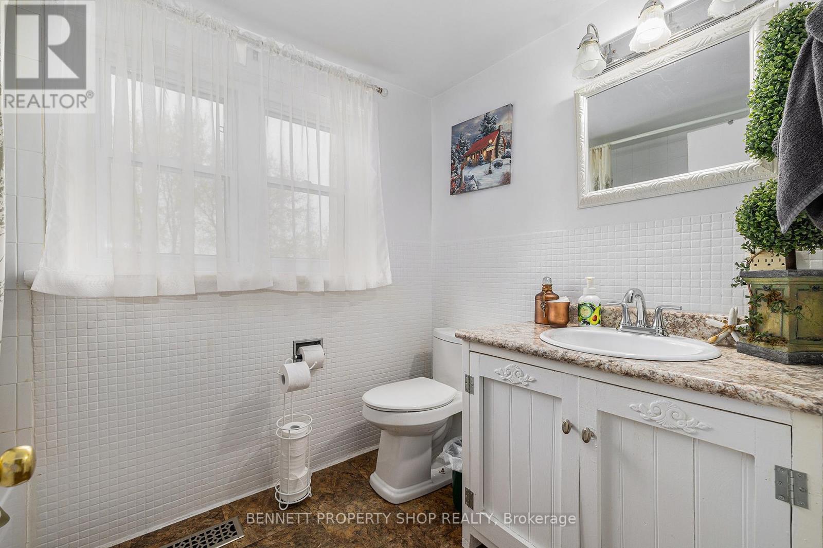 Photo 22 of 6763 Rideau Valley Drive S, Ottawa ON