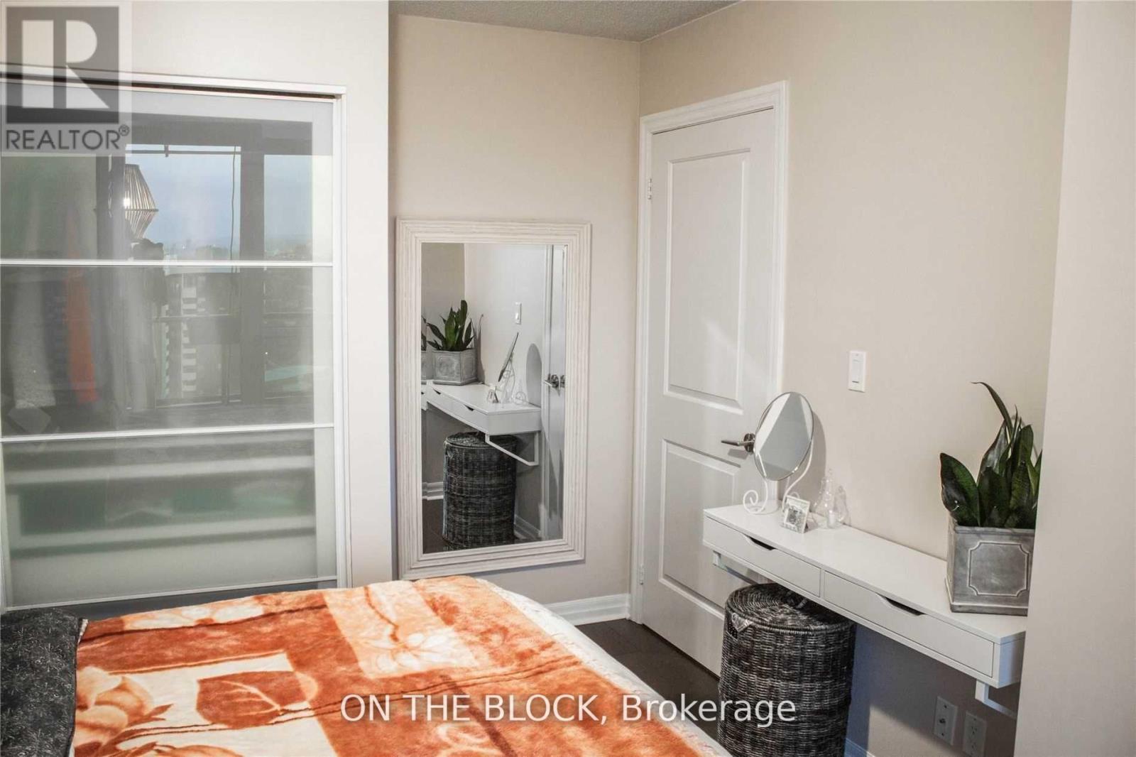 Photo 4 of 2306 2015 Sheppard Avenue E, Toronto ON