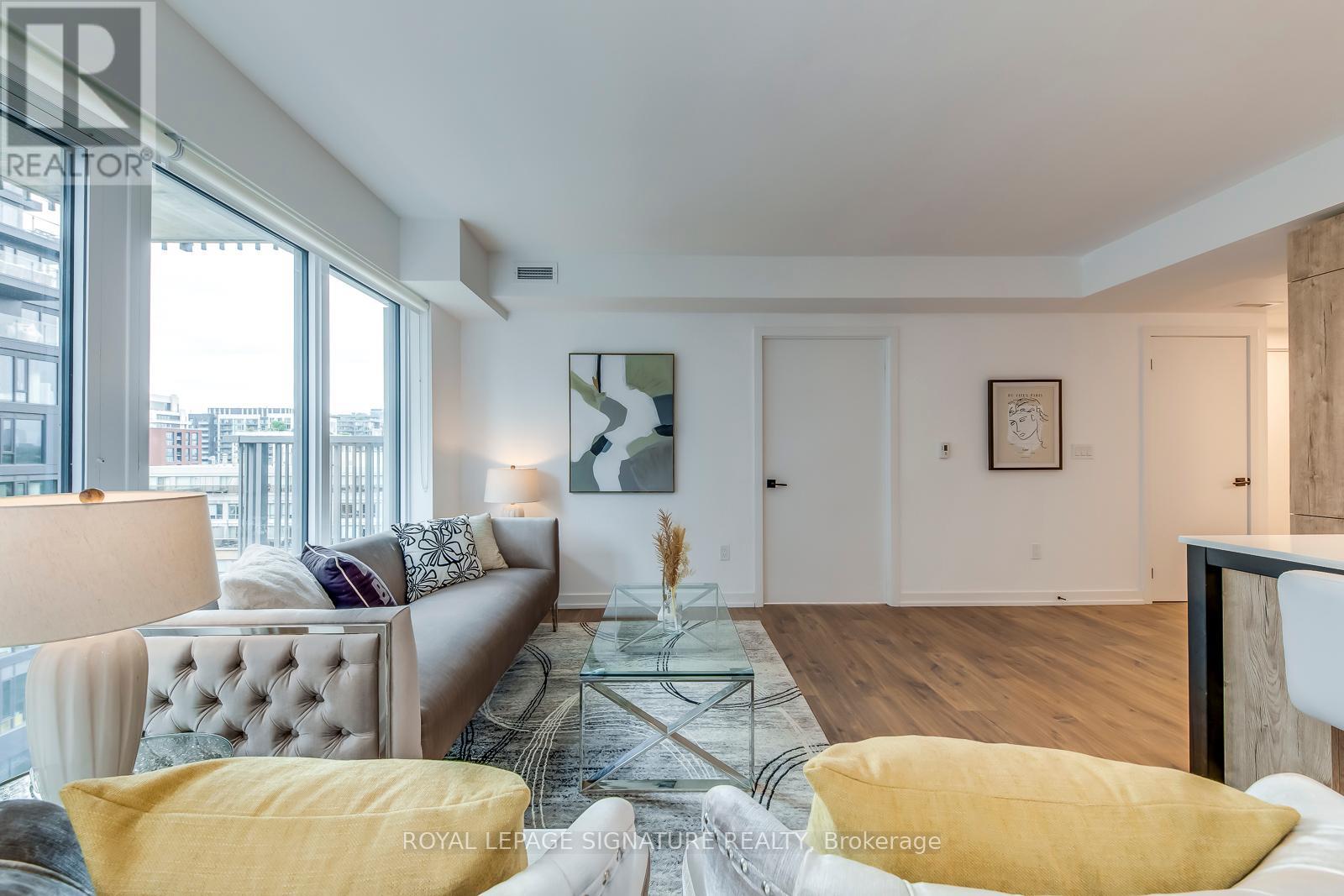 Photo 13 of 1003 2 Augusta Avenue, Toronto ON