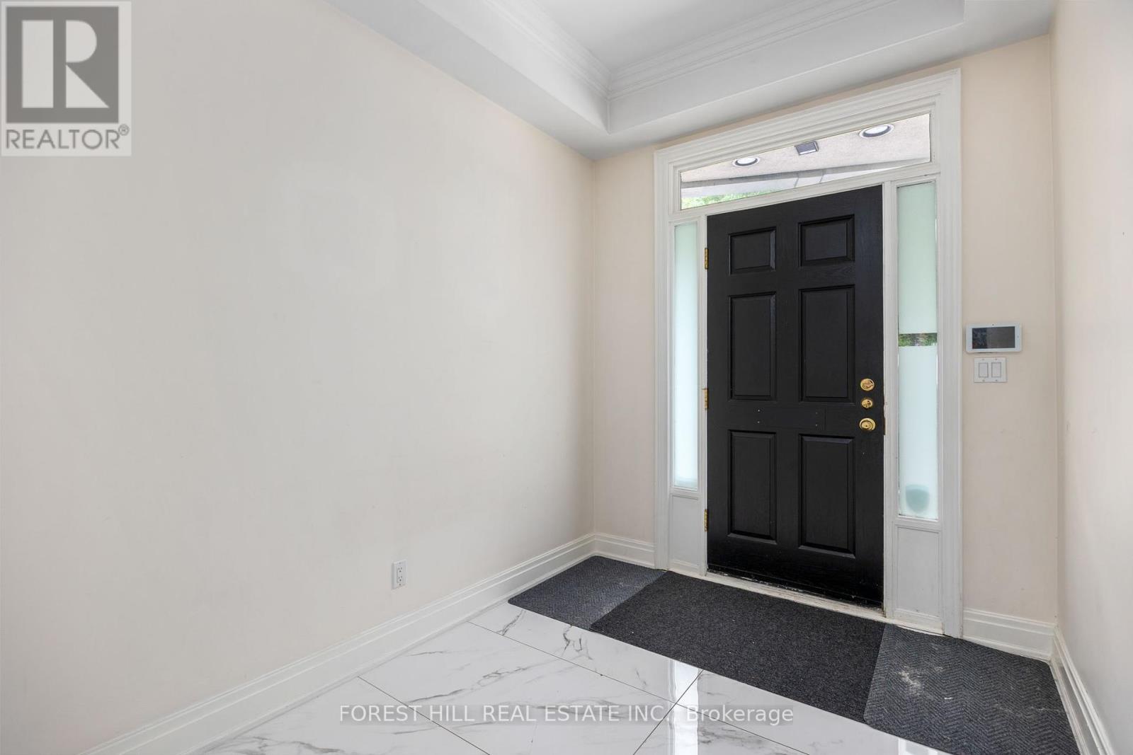 Photo 45 of 521 Davenport Road, Toronto ON