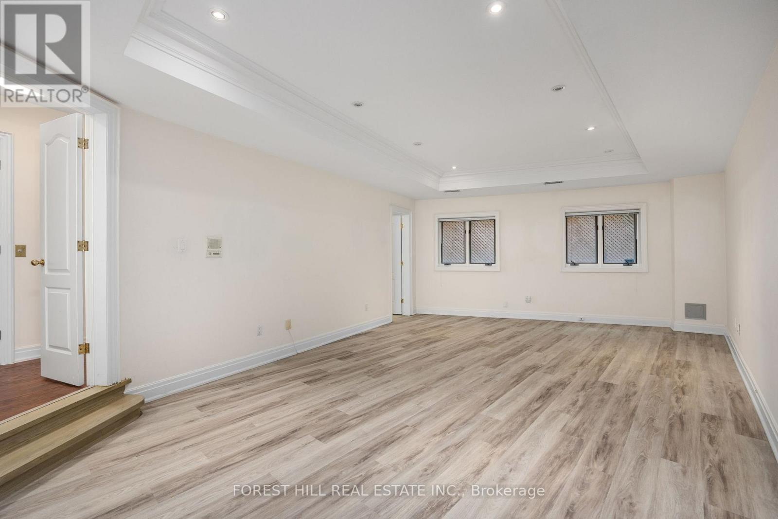 Photo 31 of 521 Davenport Road, Toronto ON