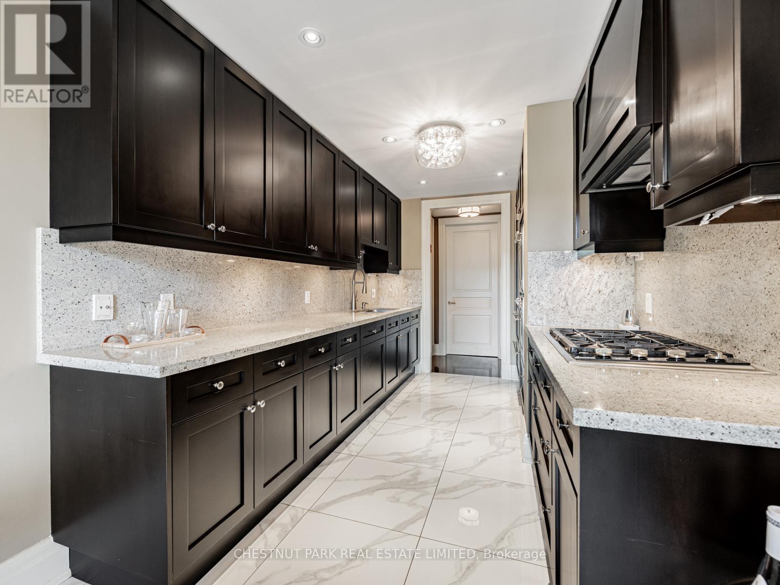 Photo 24 of 308 155 St Clair Avenue W, Toronto ON