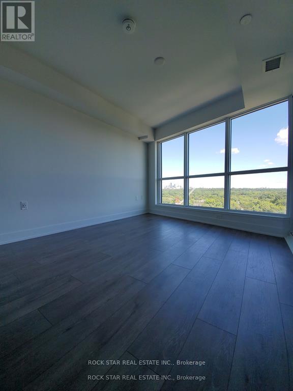 Photo 10 of 1615 585 Bloor Street E, Toronto ON