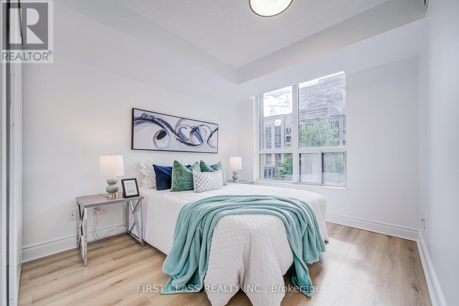 Photo 32 of 408 10 Northtown Way, Toronto ON