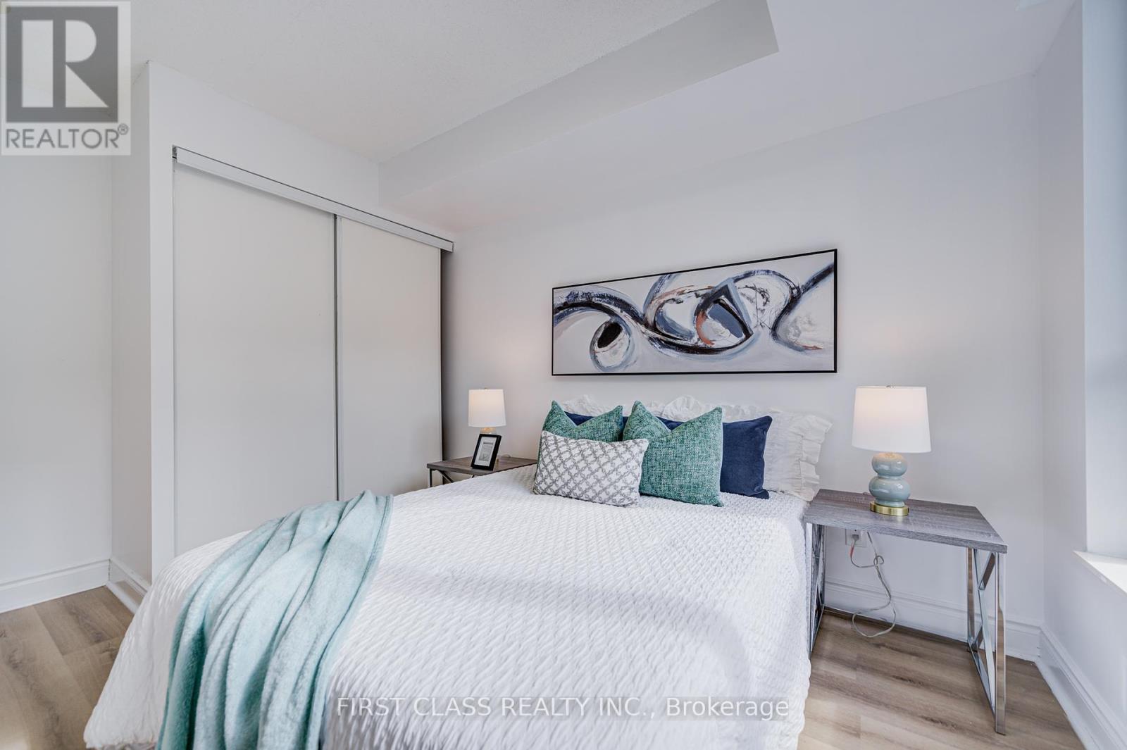 Photo 22 of 408 10 Northtown Way, Toronto ON