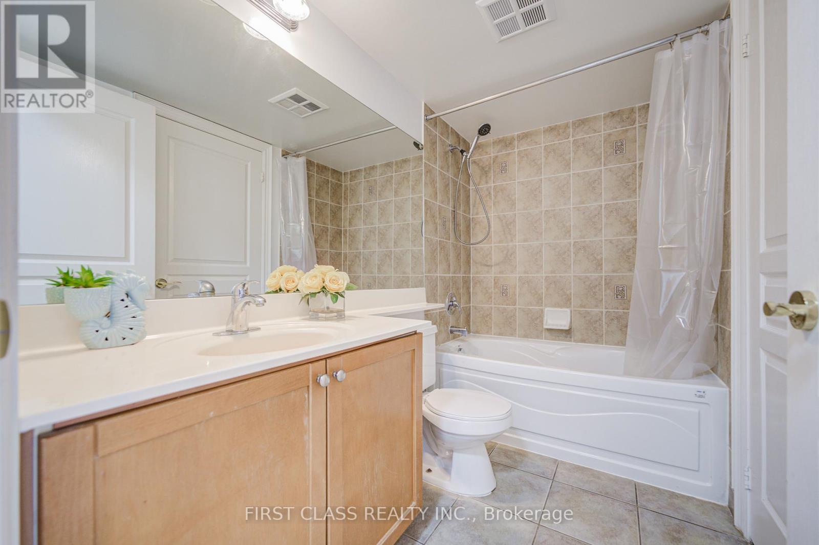 Photo 34 of 408 10 Northtown Way, Toronto ON