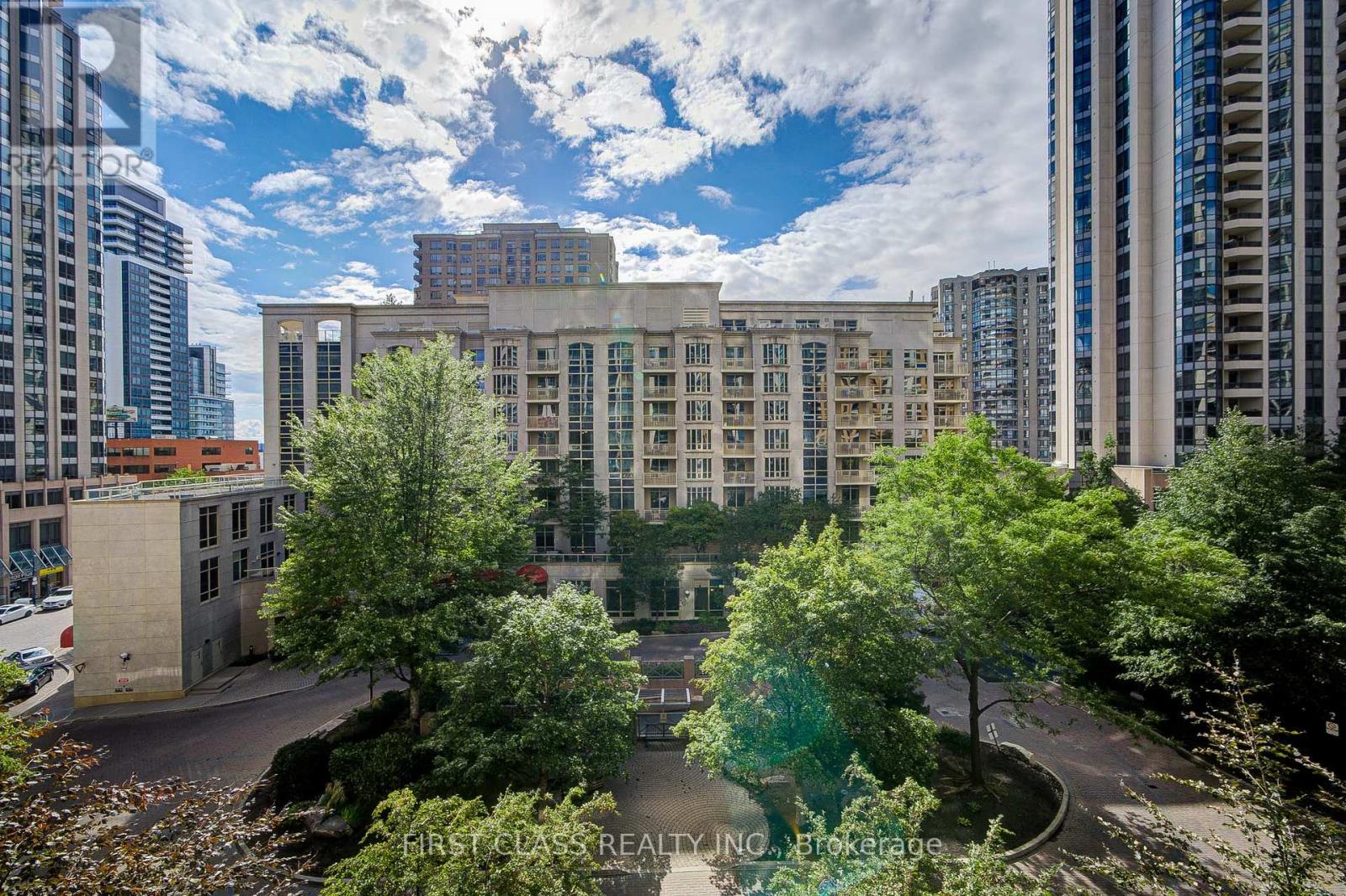 Photo 24 of 408 10 Northtown Way, Toronto ON