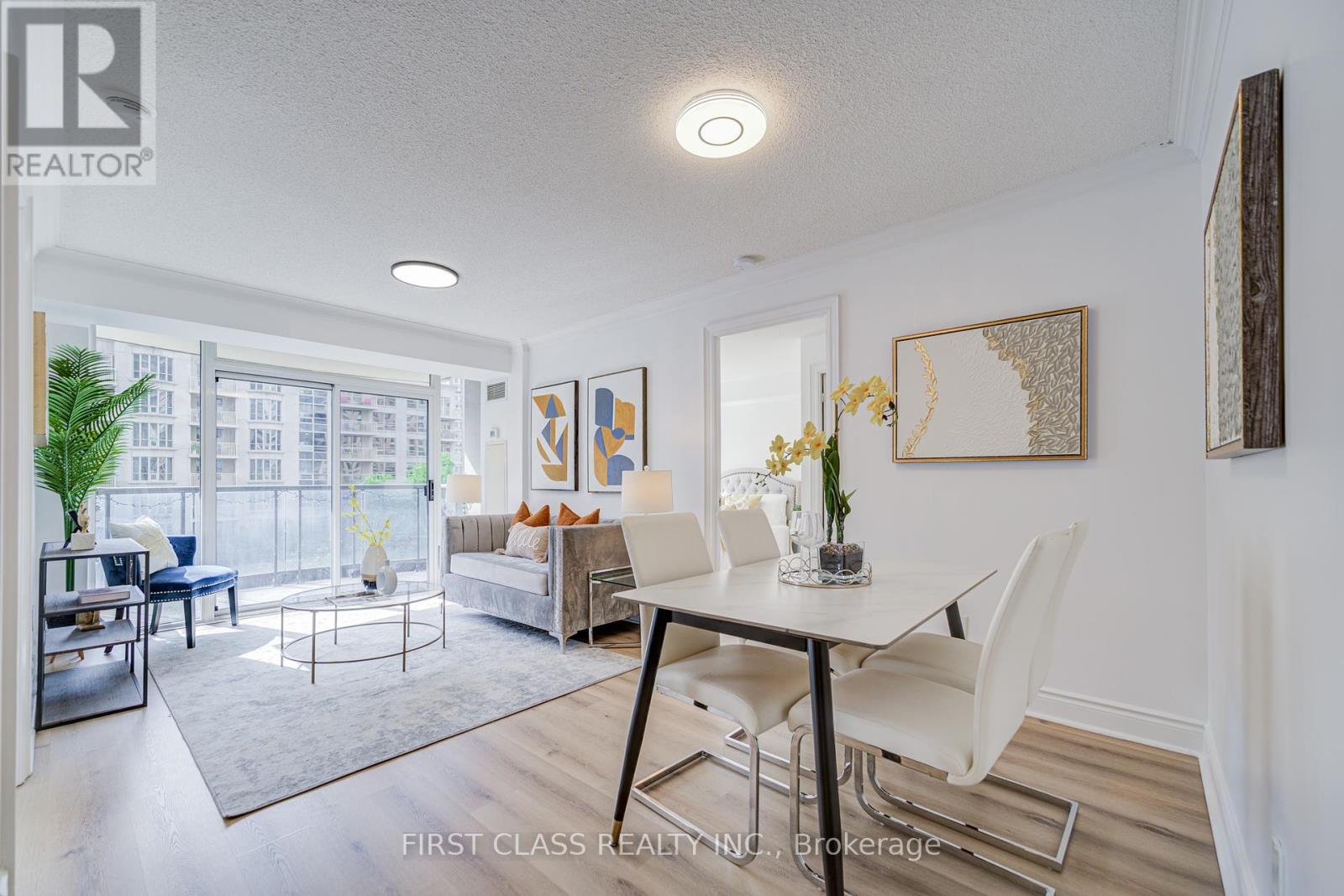 Photo 10 of 408 10 Northtown Way, Toronto ON