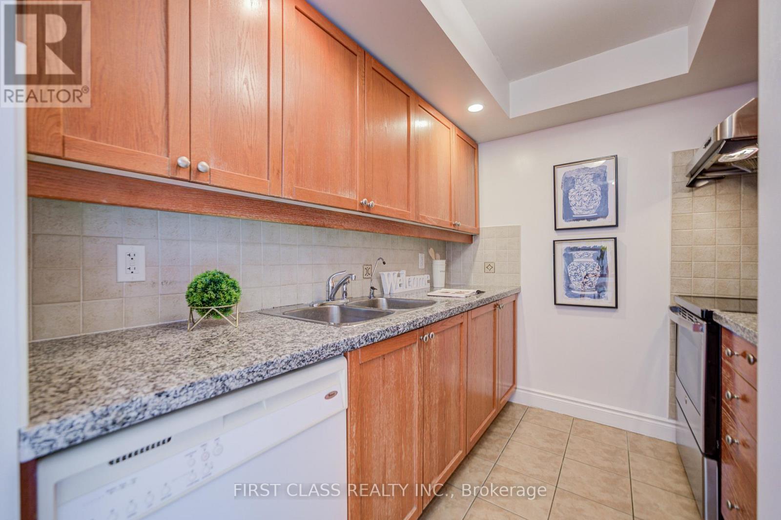 Photo 28 of 408 10 Northtown Way, Toronto ON