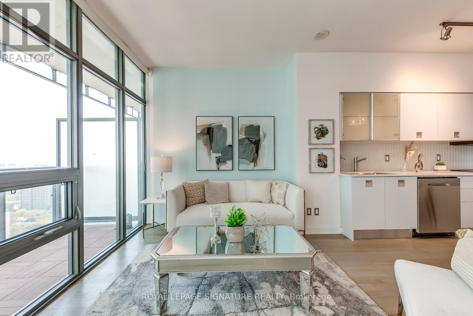 Photo 9 of 3001 33 Charles Street E, Toronto ON