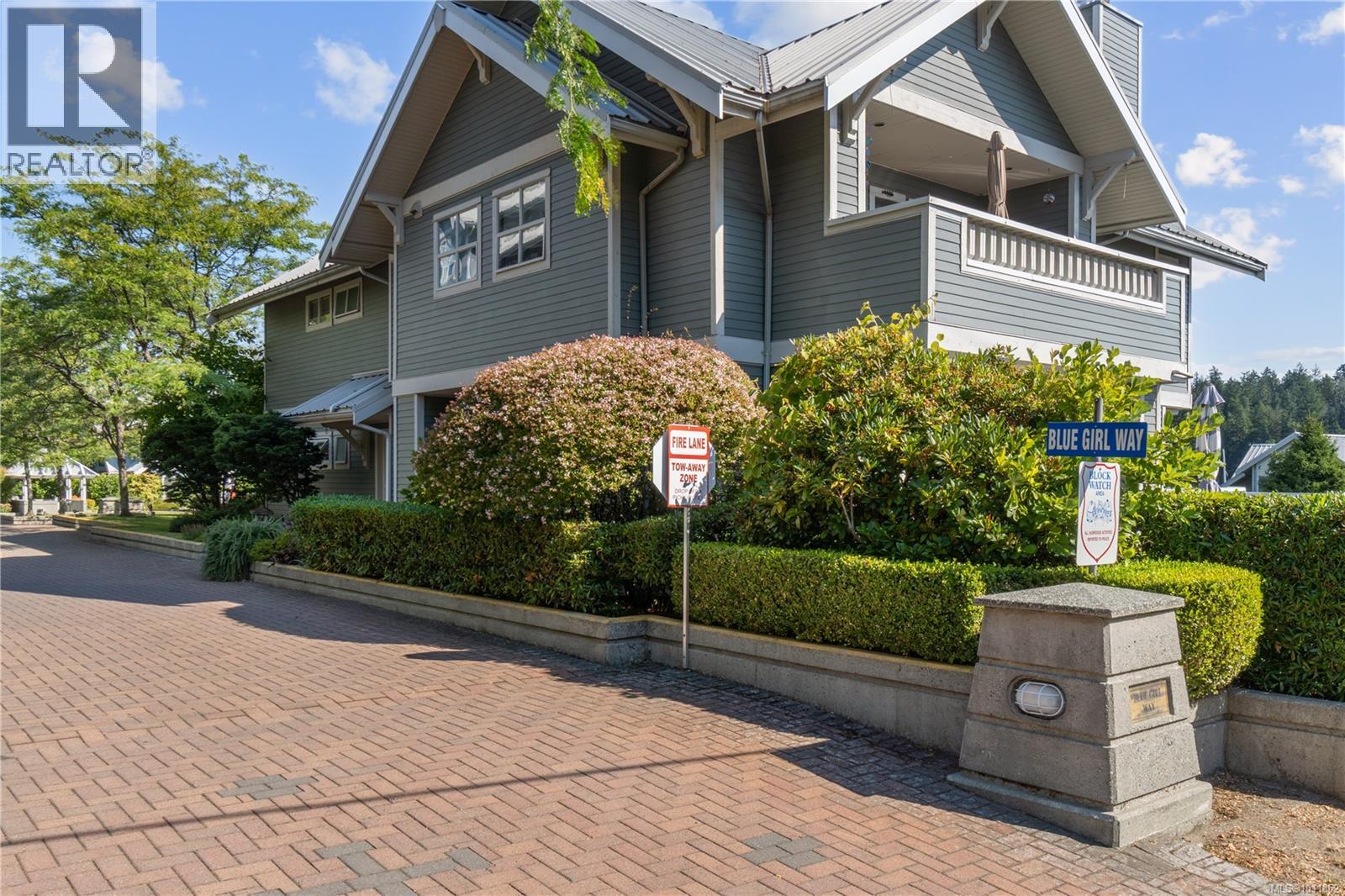 Photo 20 of 305 550 Blue Girl Way, Nanaimo BC