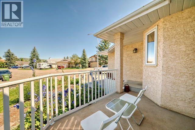 Photo 31 of 8 West Park Place, Cochrane AB
