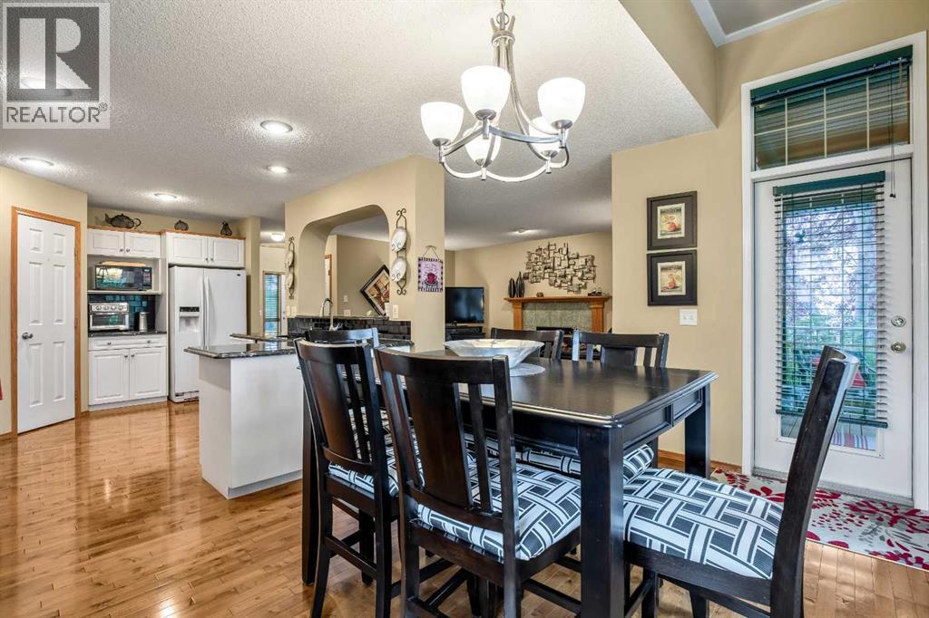 Photo 28 of 25 Country Hills Gate Nw, Calgary AB