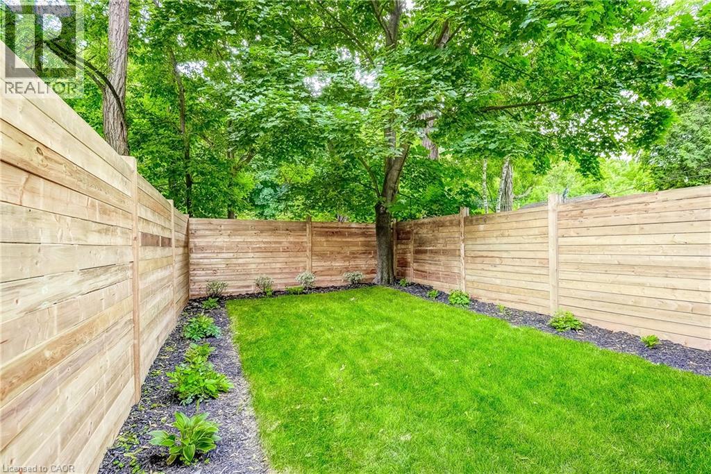 Photo 8 of 32 Cumberland Avenue, Hamilton ON