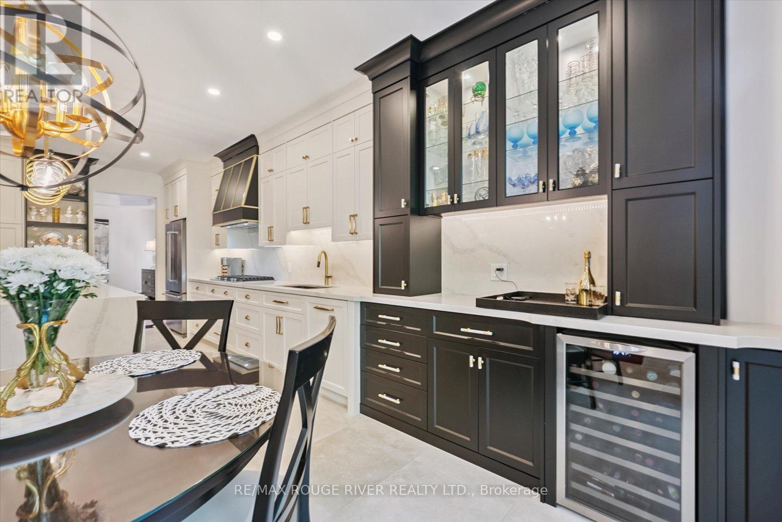 Photo 39 of 934 Red Deer Avenue, Oshawa ON