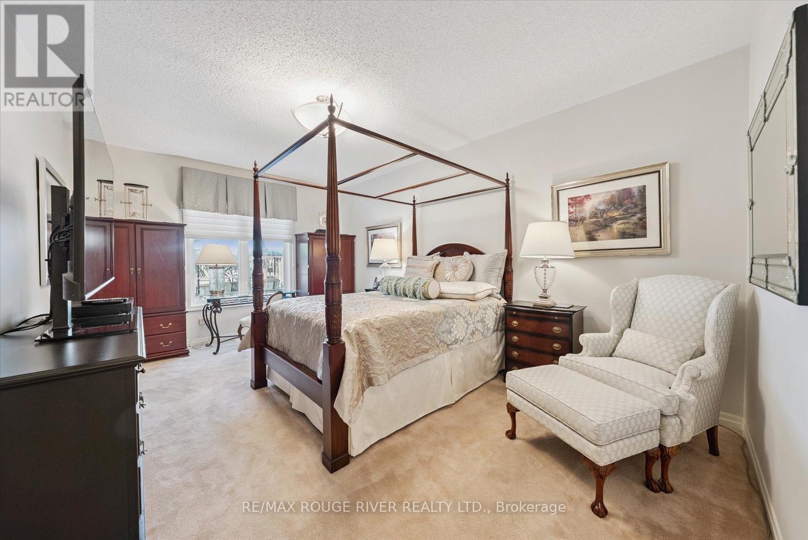 Photo 21 of 934 Red Deer Avenue, Oshawa ON