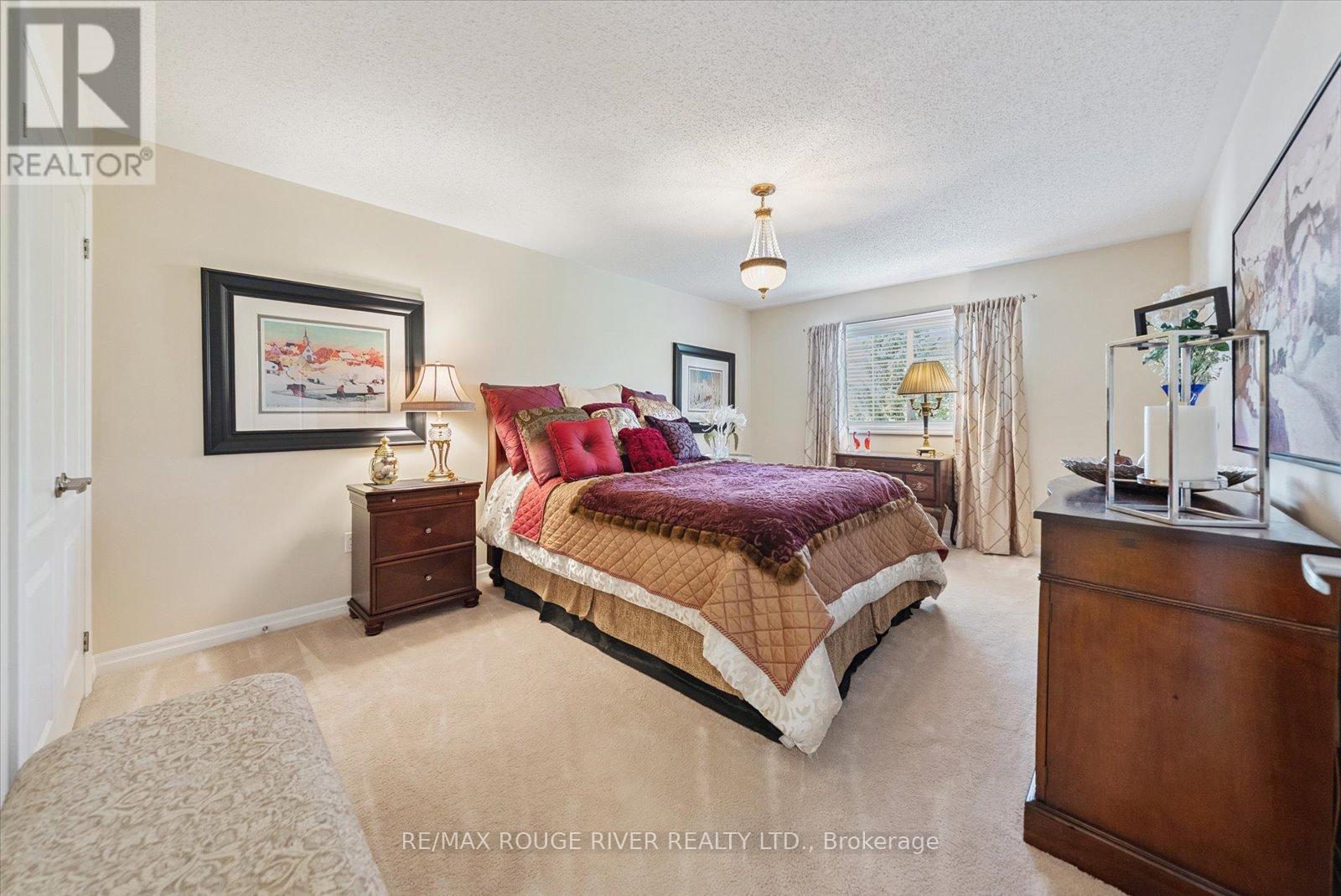 Photo 35 of 934 Red Deer Avenue, Oshawa ON