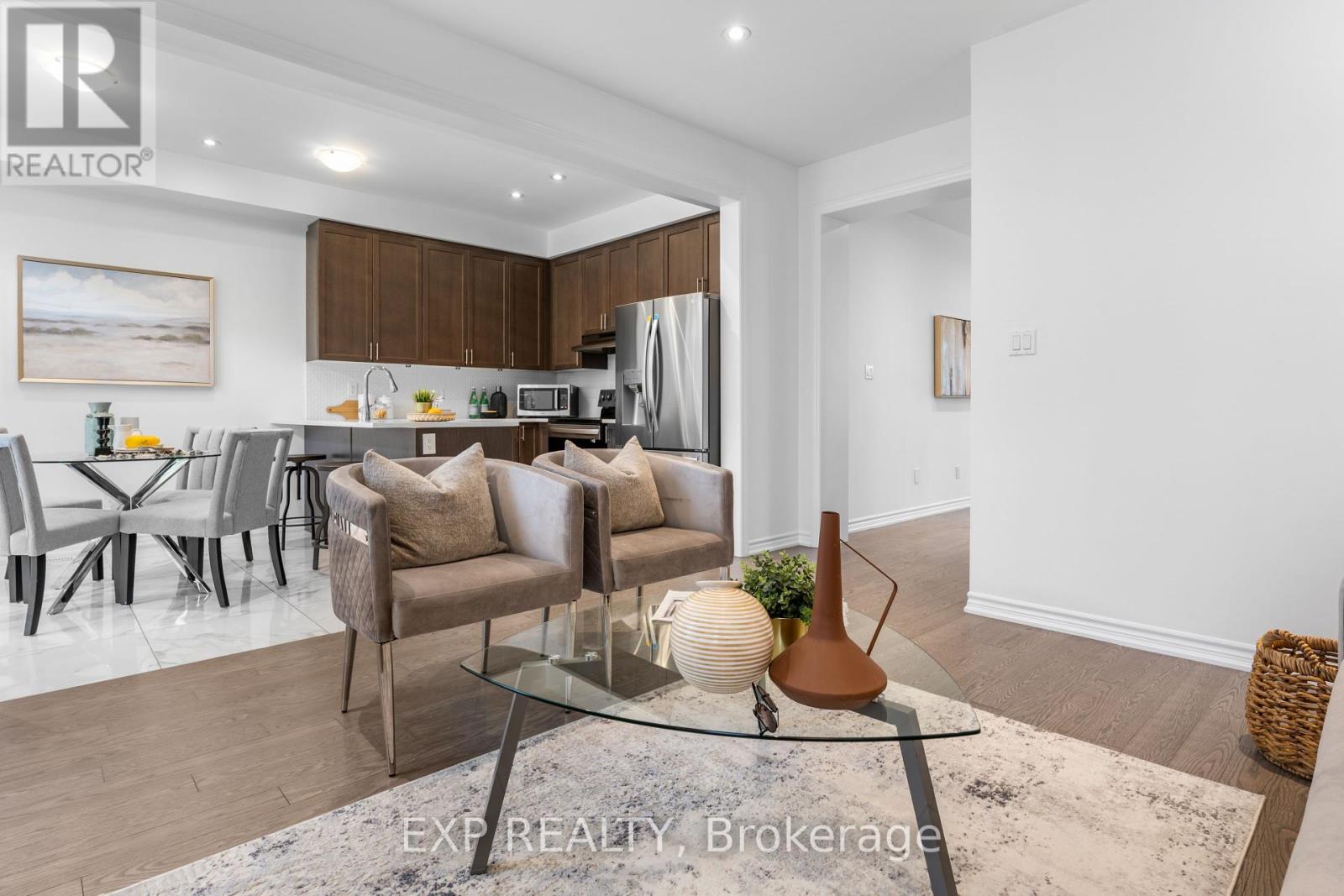 Photo 23 of 10 Hickling Lane, Ajax ON