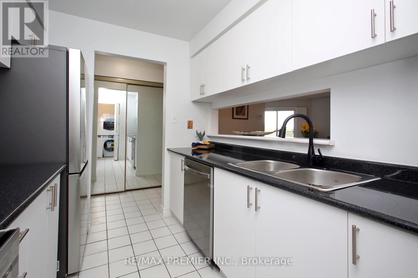 Photo 14 of 407 189 Lake Drive Way W, Ajax ON