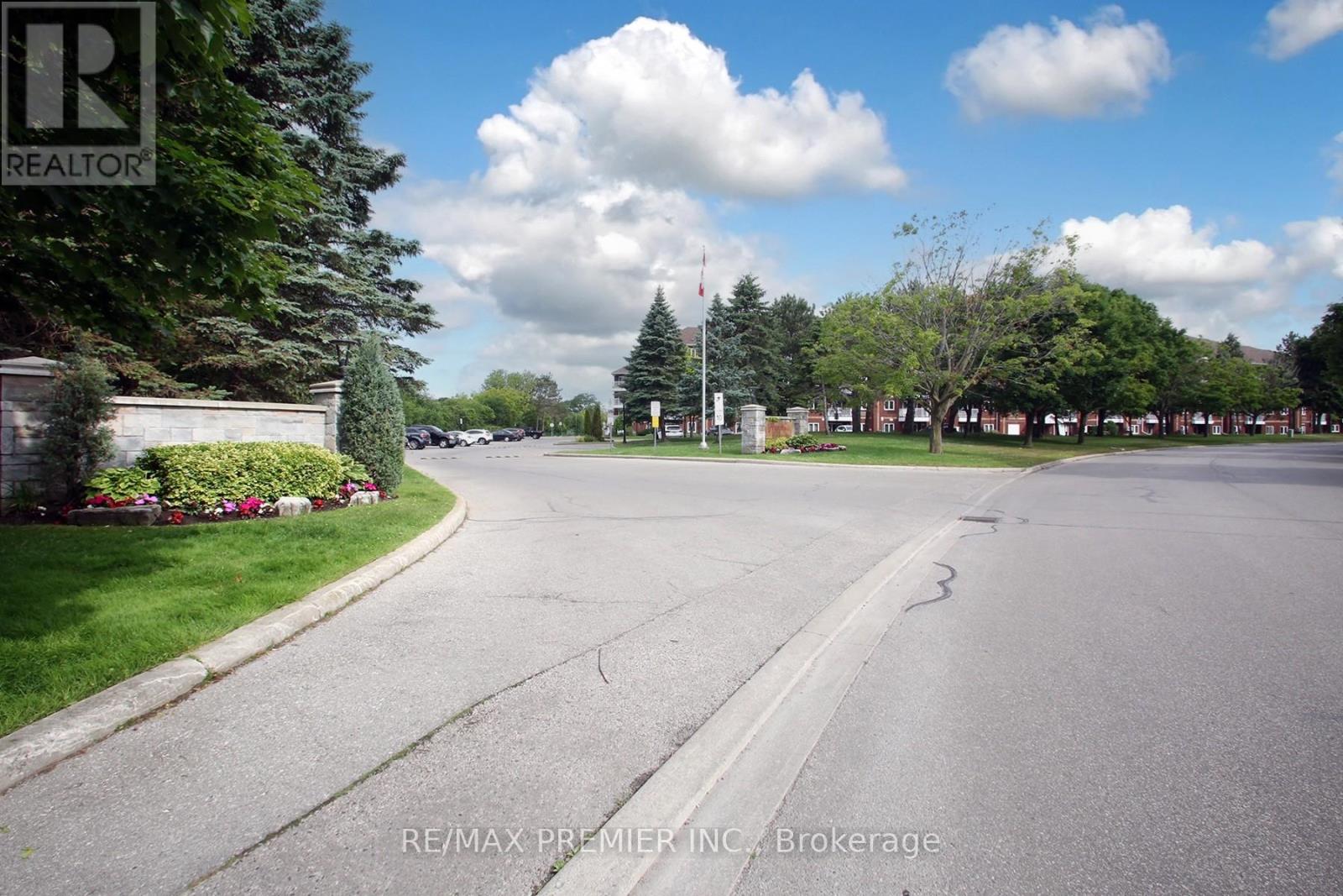 Photo 8 of 407 189 Lake Drive Way W, Ajax ON