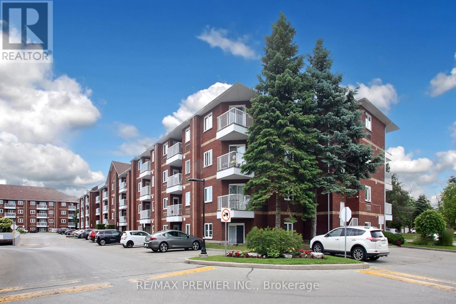 Photo 5 of 407 189 Lake Drive Way W, Ajax ON