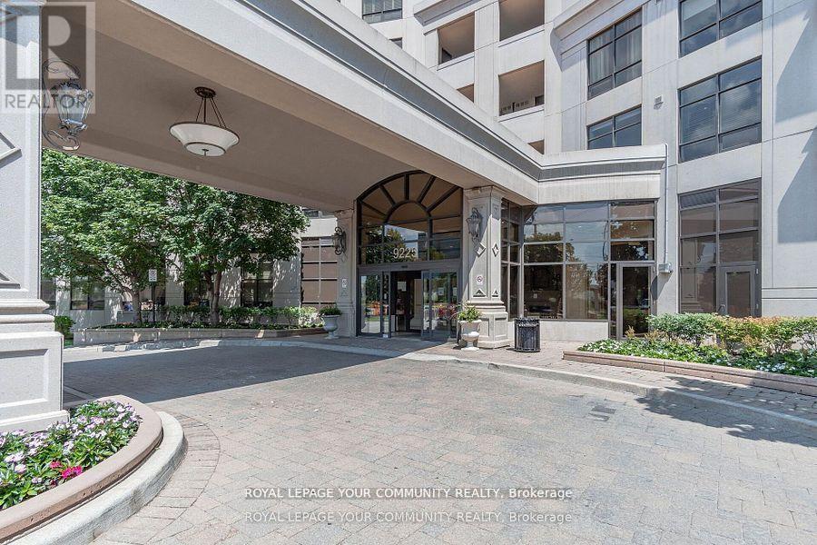 Photo 15 of 307 9225 Jane Street N, Vaughan ON