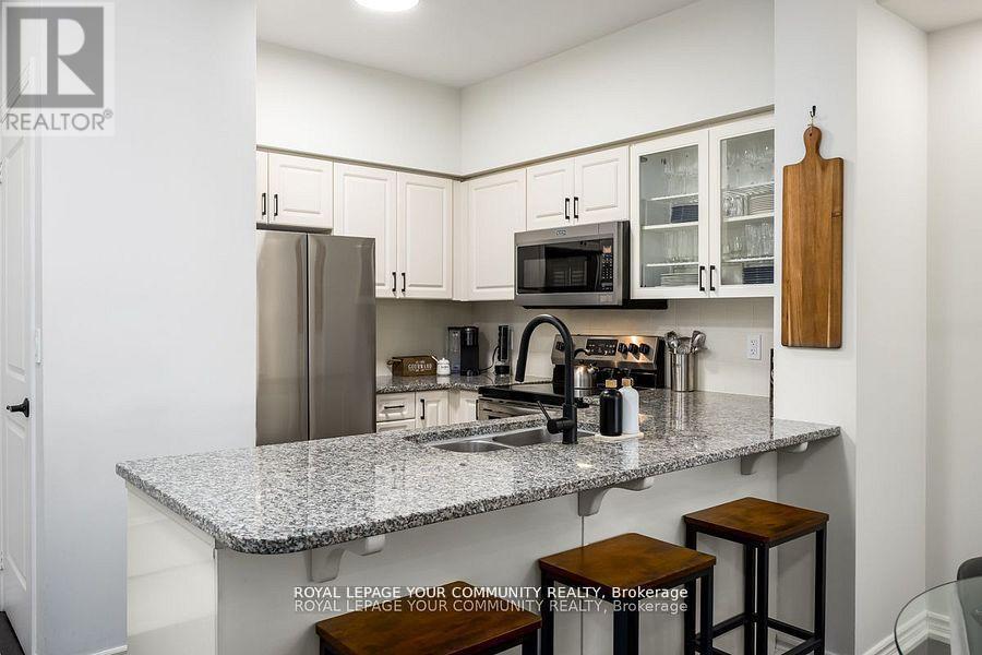 Photo 19 of 307 9225 Jane Street N, Vaughan ON