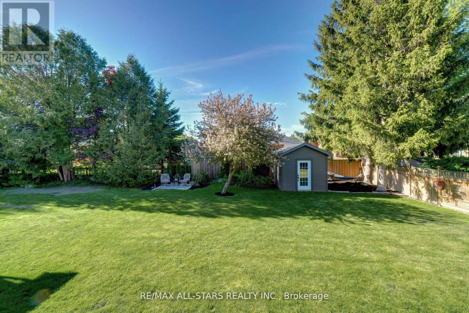 Photo 26 of 56 North Street, Uxbridge ON