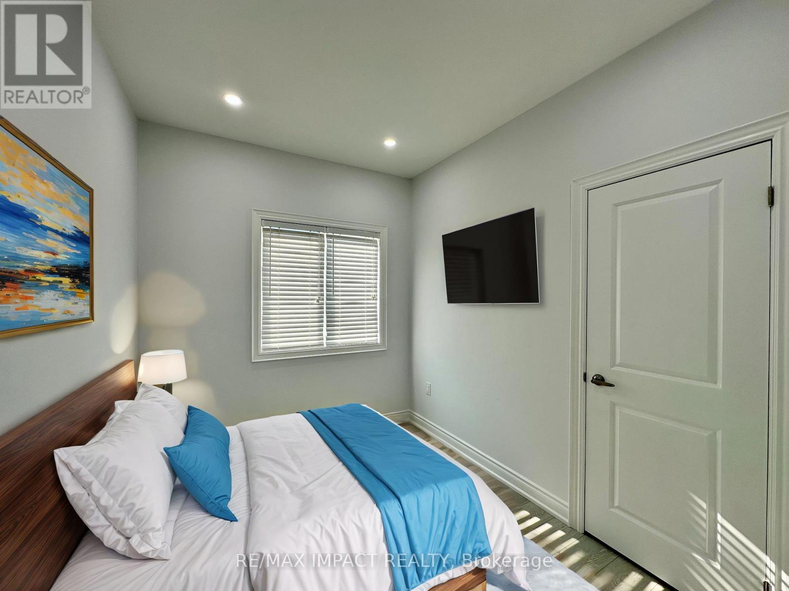 Photo 16 of Coach 32 Toulouse Court, Markham ON