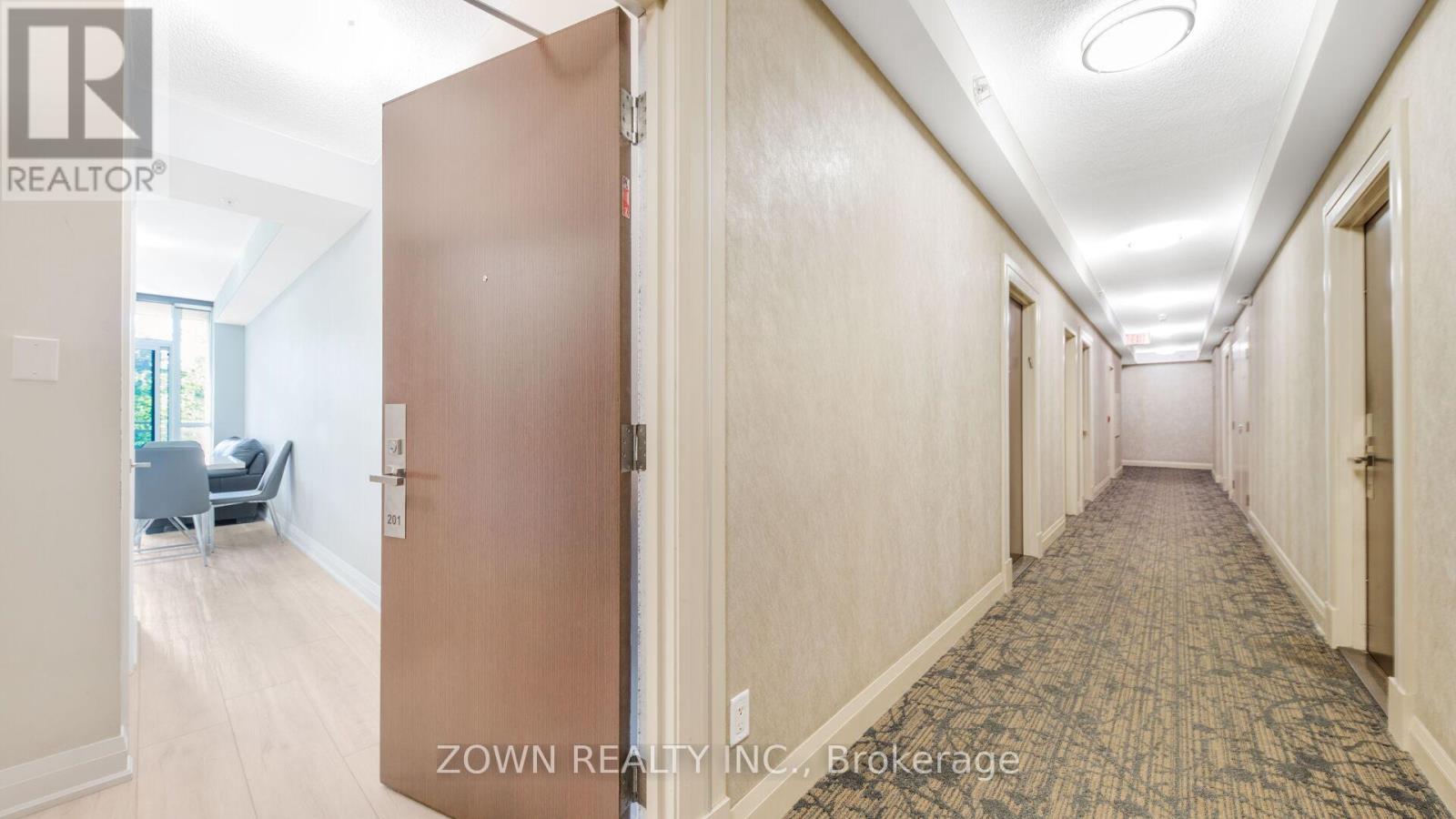 Photo 27 of 201 85 North Park Road, Vaughan ON