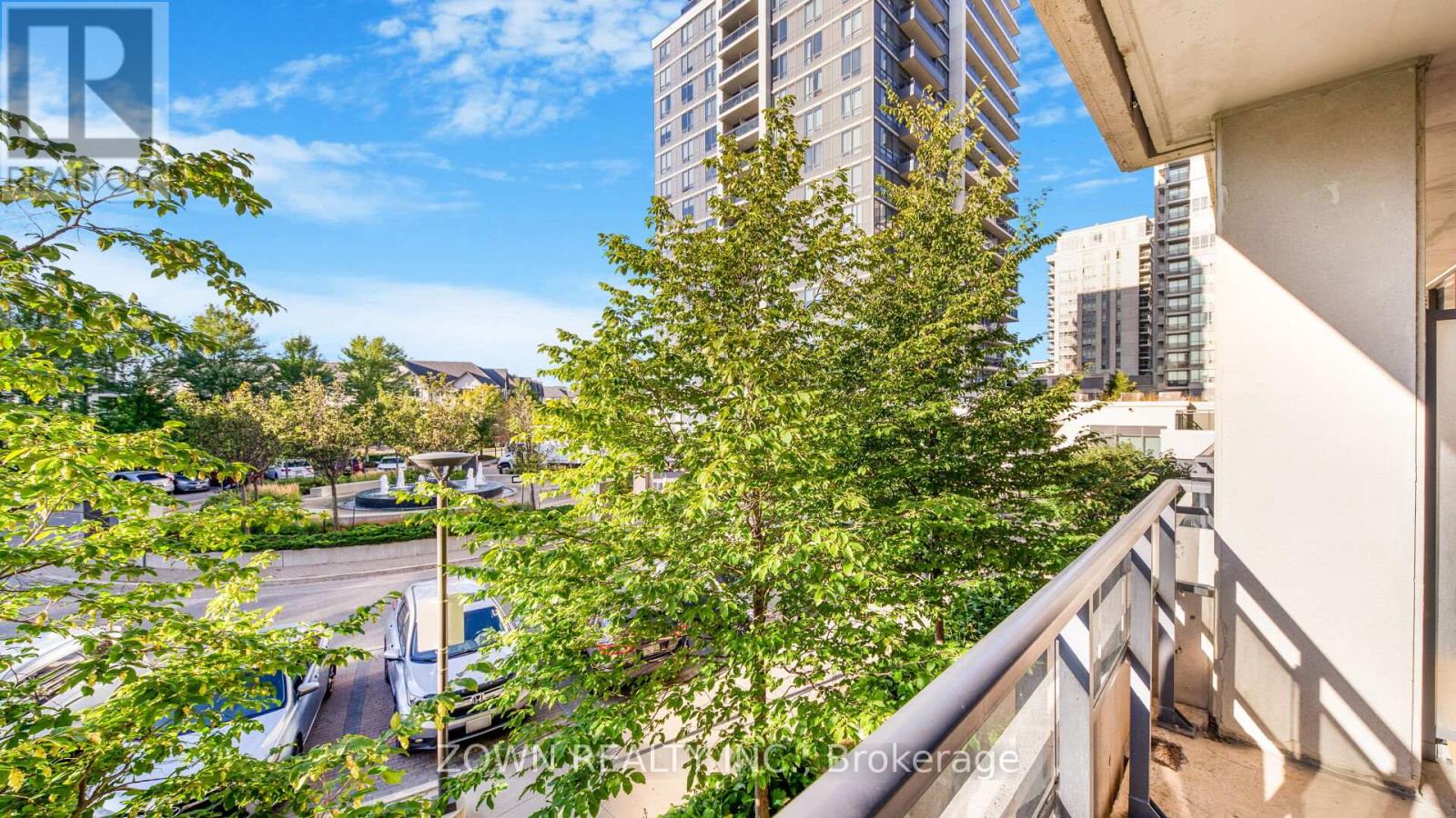 Photo 36 of 201 85 North Park Road, Vaughan ON