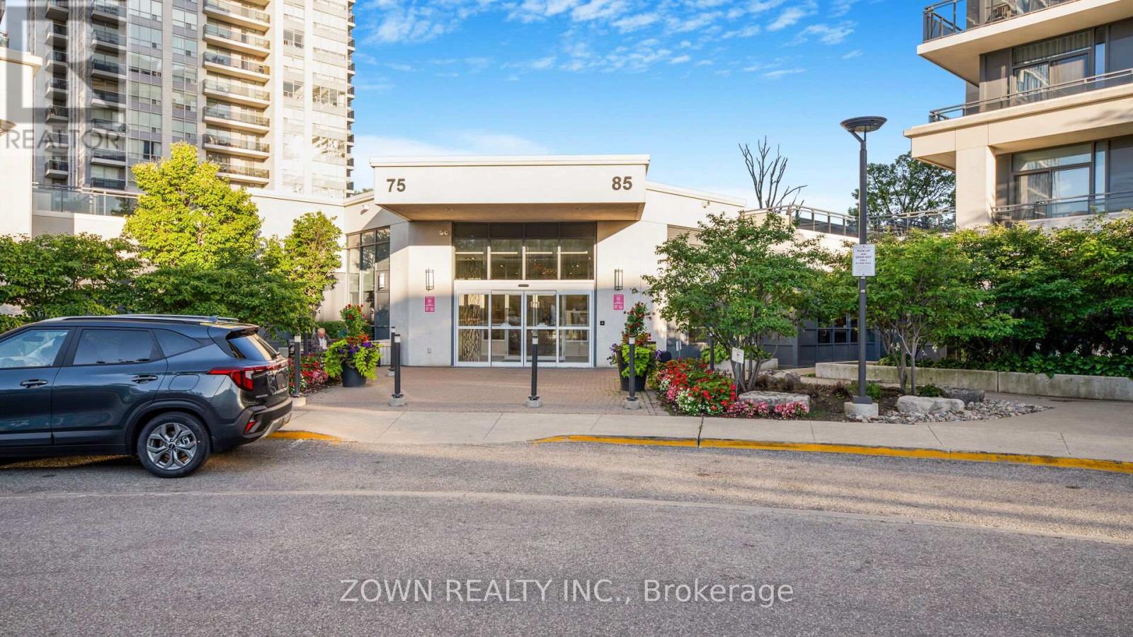 Photo 37 of 201 85 North Park Road, Vaughan ON