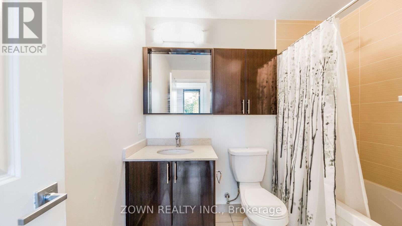 Photo 34 of 201 85 North Park Road, Vaughan ON