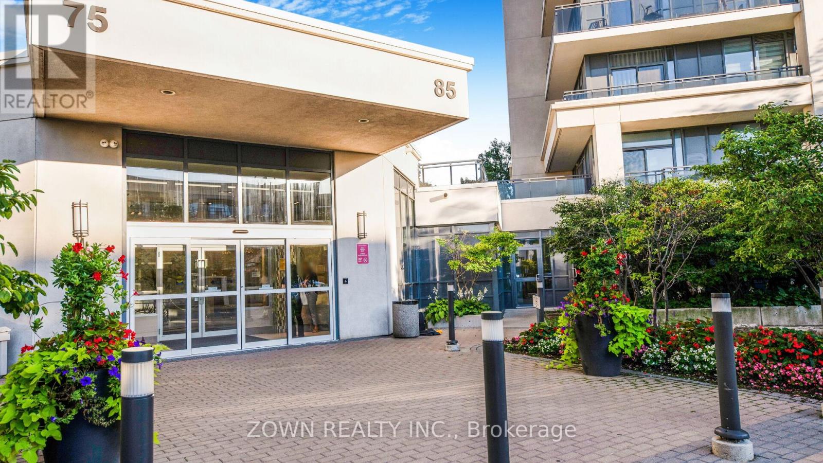 Photo 15 of 201 85 North Park Road, Vaughan ON