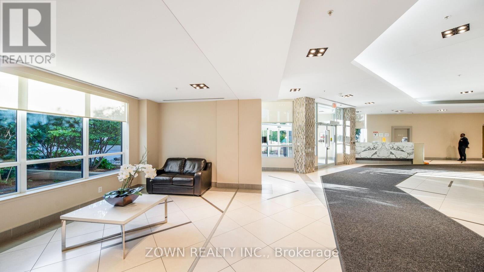 Photo 12 of 201 85 North Park Road, Vaughan ON