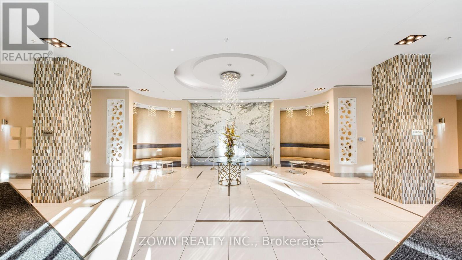 Photo 33 of 201 85 North Park Road, Vaughan ON