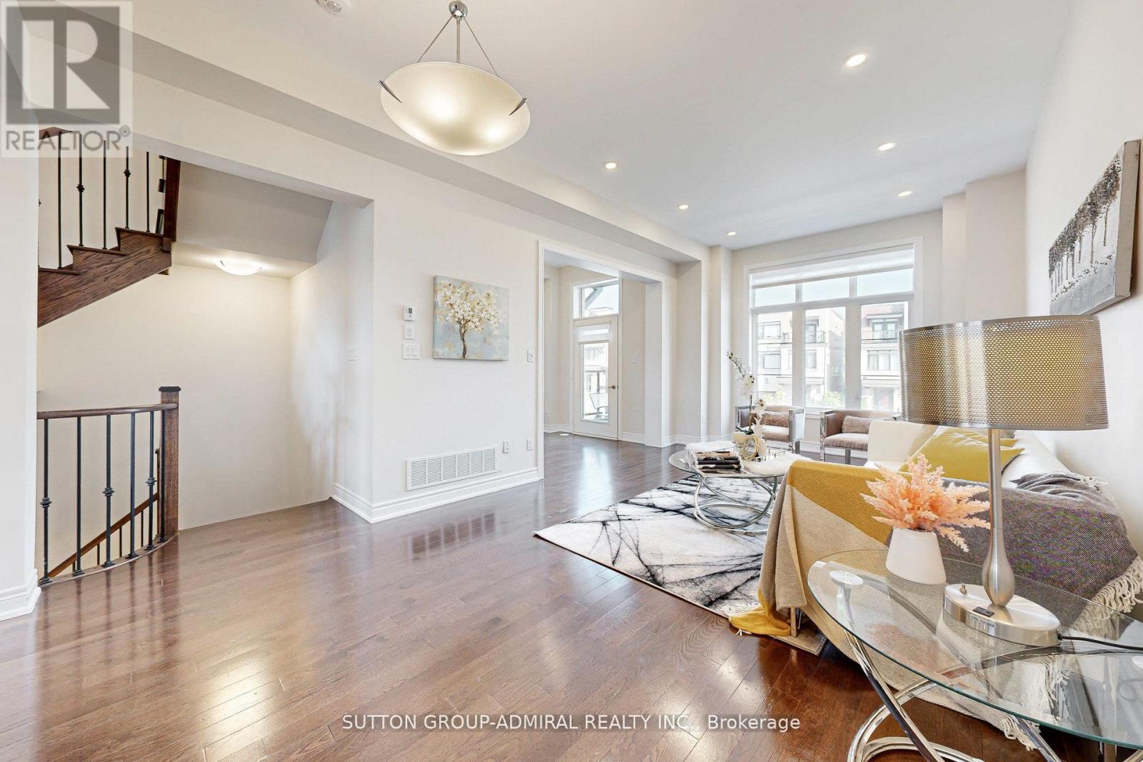 Photo 38 of 597 Marc Santi Boulevard, Vaughan ON