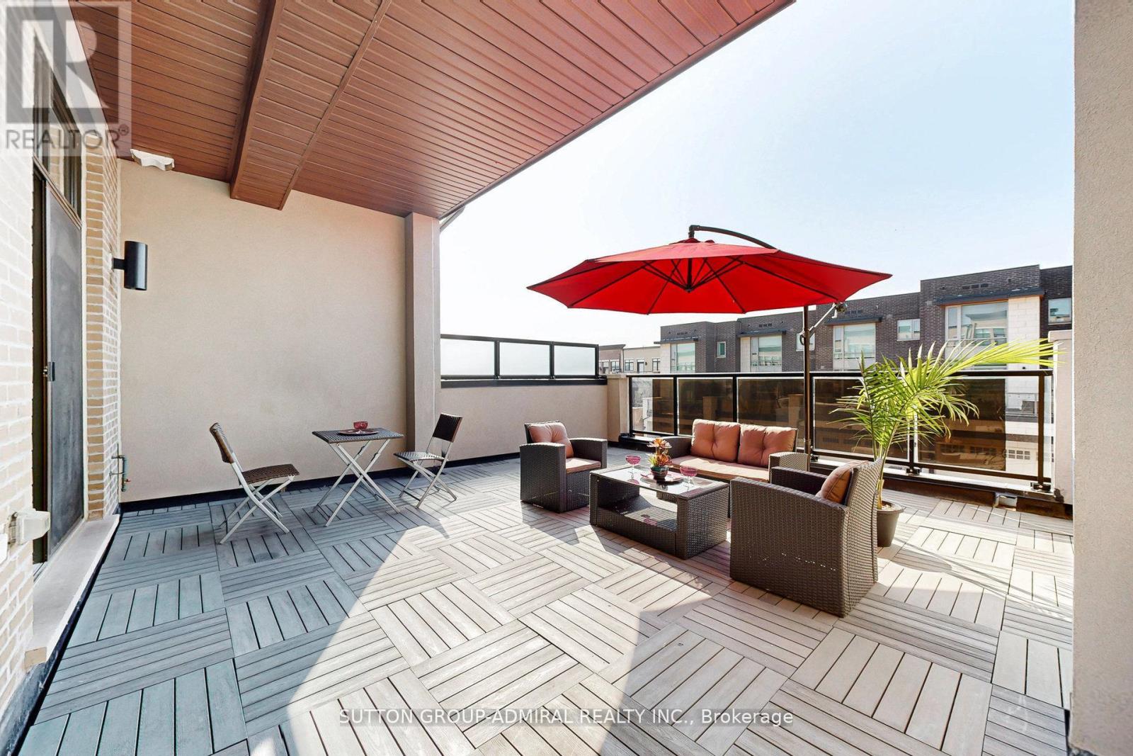 Photo 6 of 597 Marc Santi Boulevard, Vaughan ON