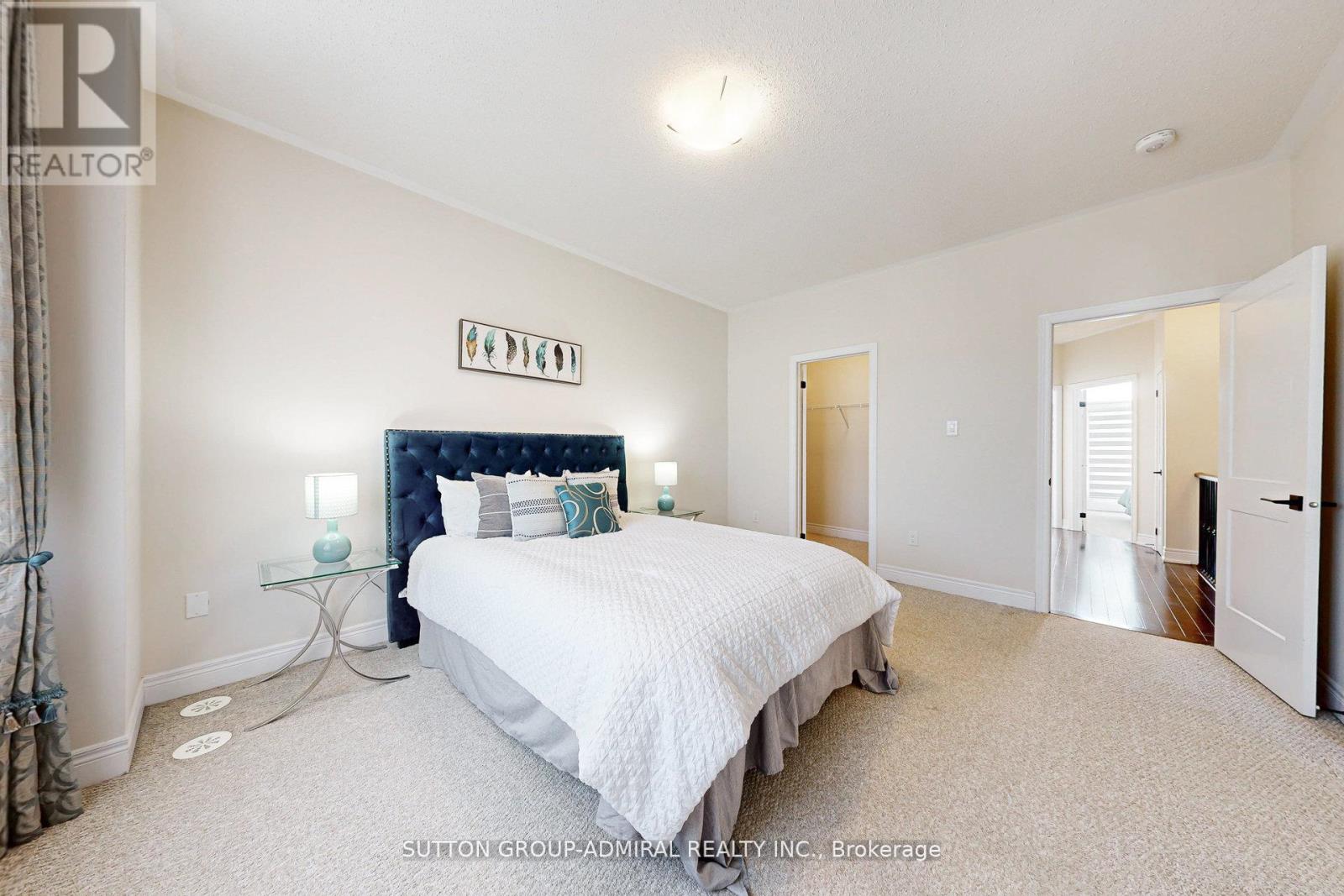 Photo 2 of 597 Marc Santi Boulevard, Vaughan ON